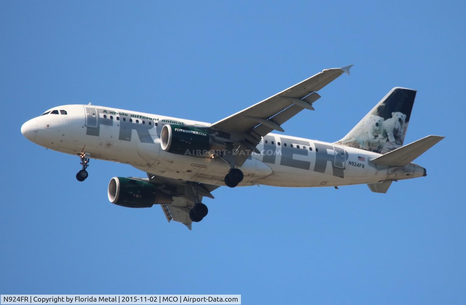 N924FR, 2003 Airbus A319-111 C/N 2030, Klondike and Snow