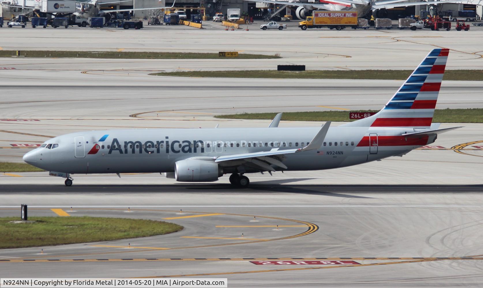 N924NN, 2013 Boeing 737-823 C/N 33486, American