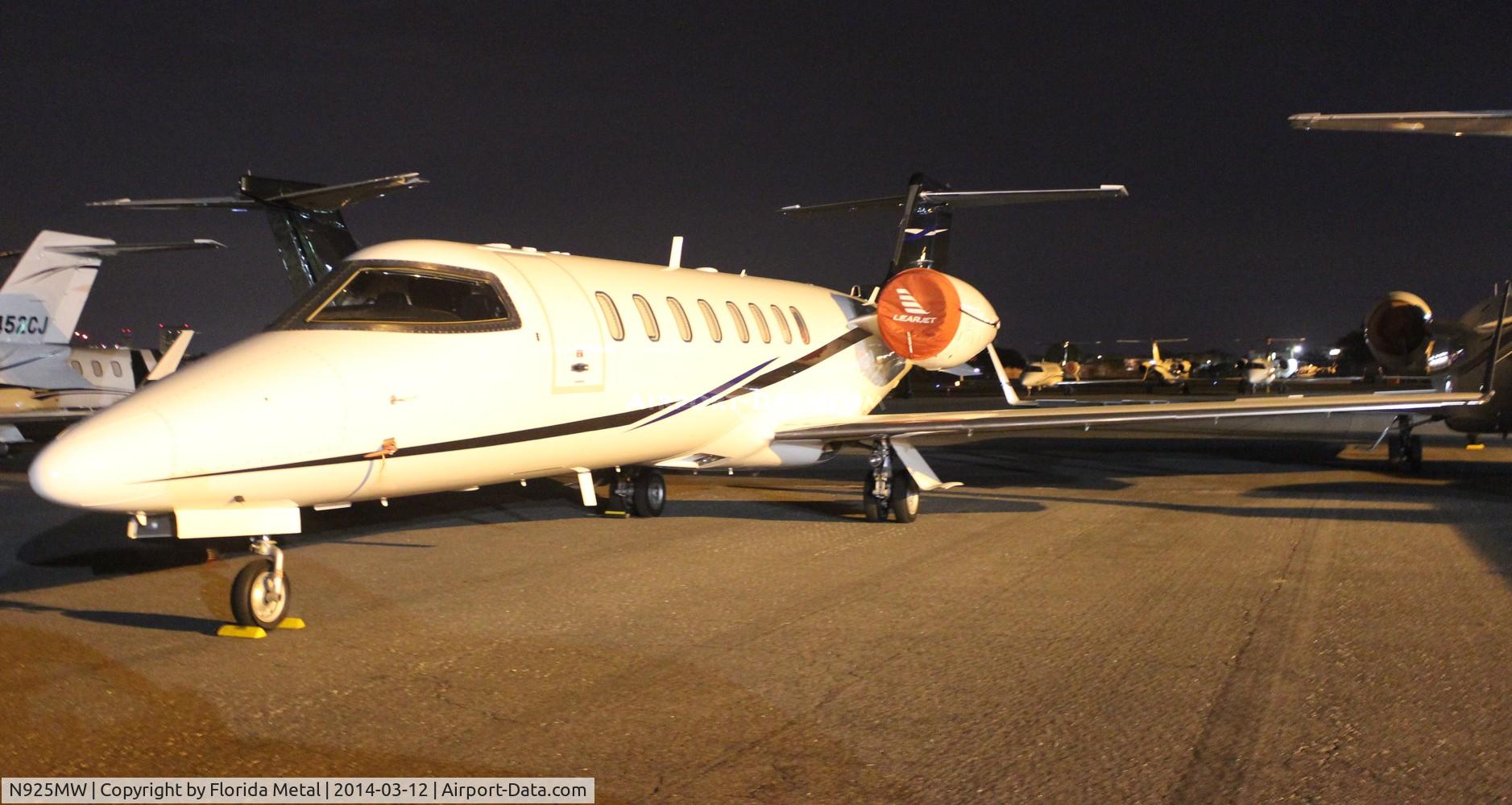 N925MW, 2012 Learjet Inc 45 C/N 451, Lear 45