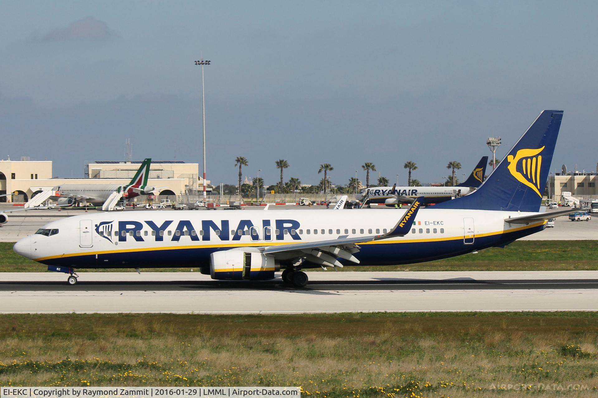 EI-EKC, 2009 Boeing 737-8AS C/N 38495, B737-800 EI-EKC Ryanair