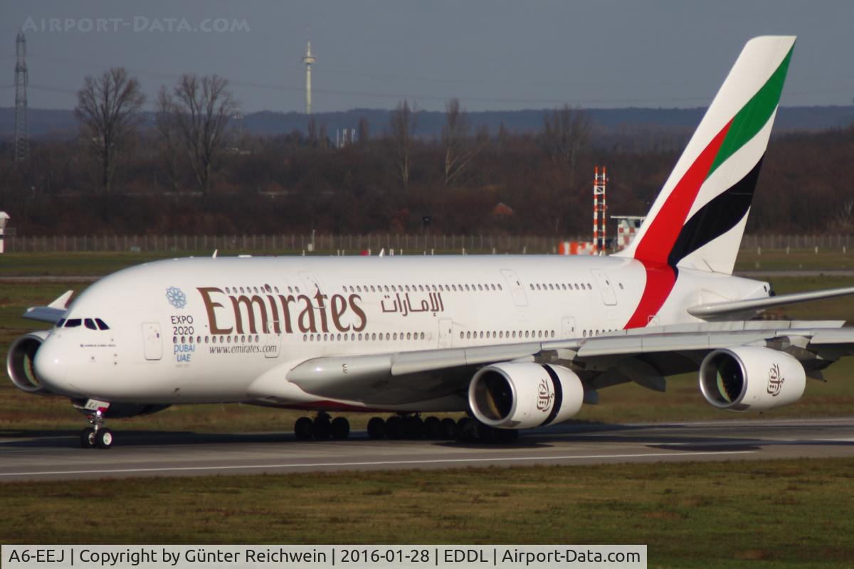 A6-EEJ, 2013 Airbus A380-861 C/N 127, Emirates A 380 arriving in Düsseldorf