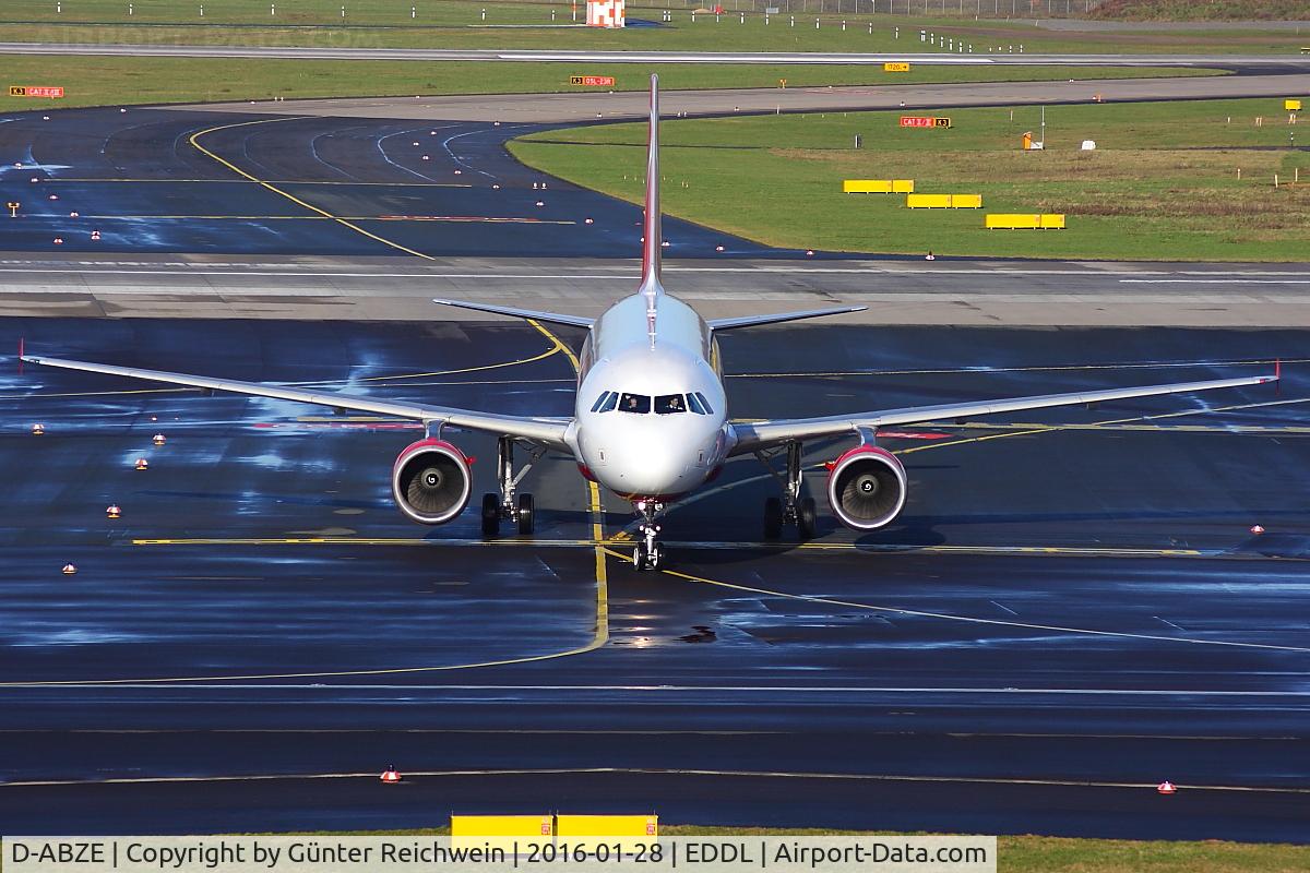 D-ABZE, 2008 Airbus A320-216 C/N 3464, AirBerlin A 320 arriving