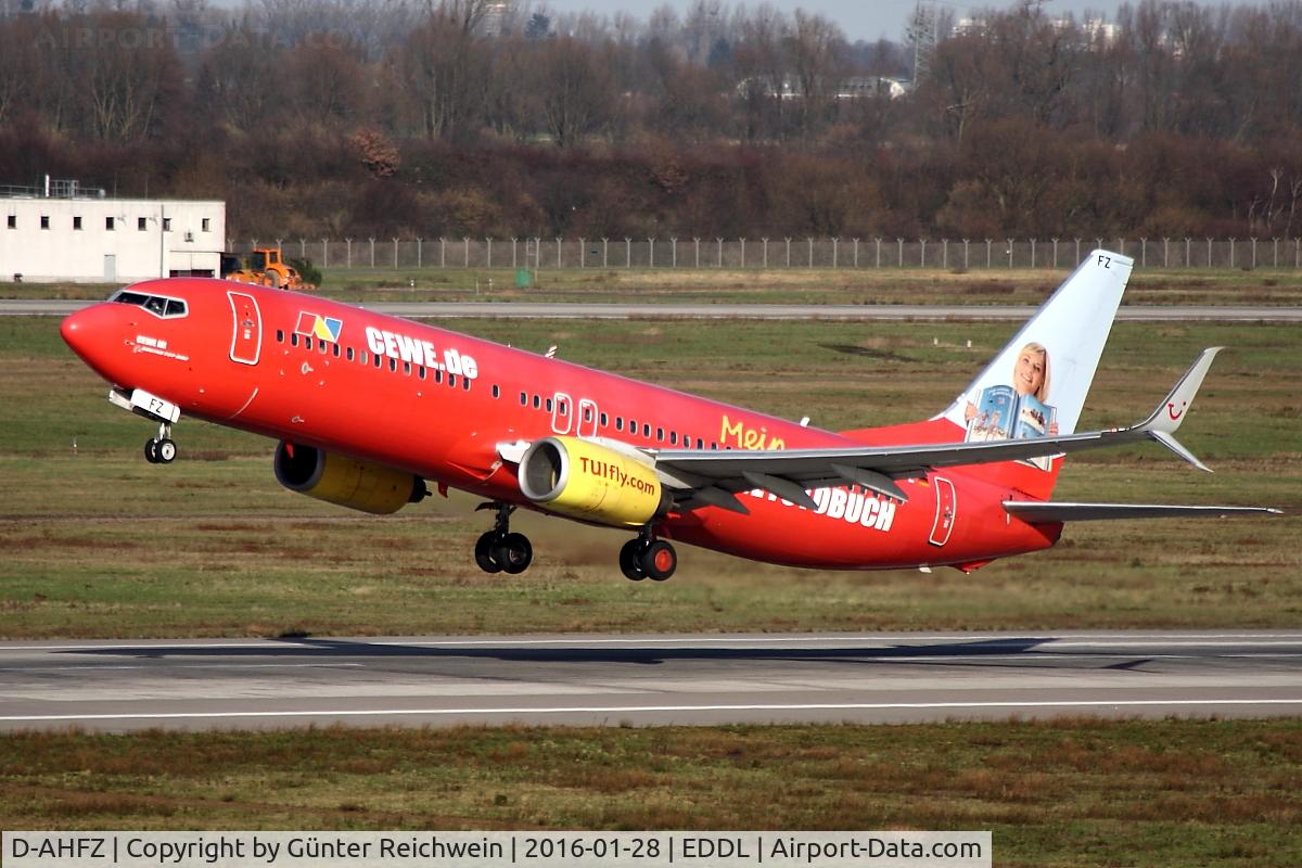 D-AHFZ, 2001 Boeing 737-8K5 C/N 30883, Tuifly CEWE.de climbing