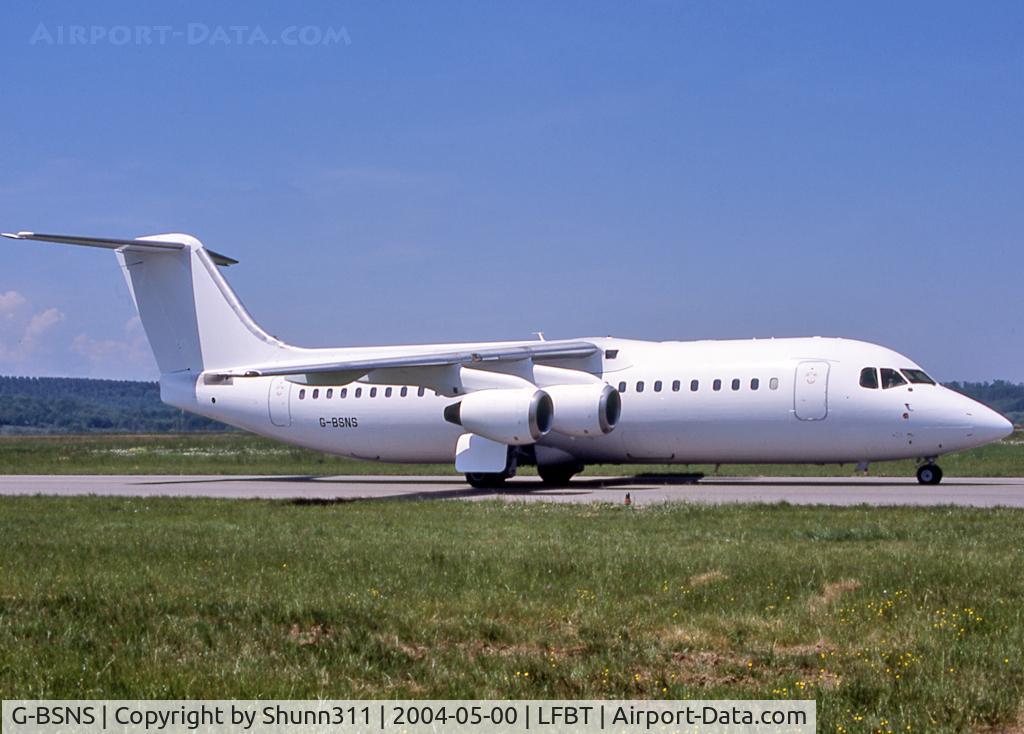 G-BSNS, 1990 British Aerospace BAe.146-300 C/N E3169, Taxiing to the Terminal... Flightline flight in all white c/s without titles...