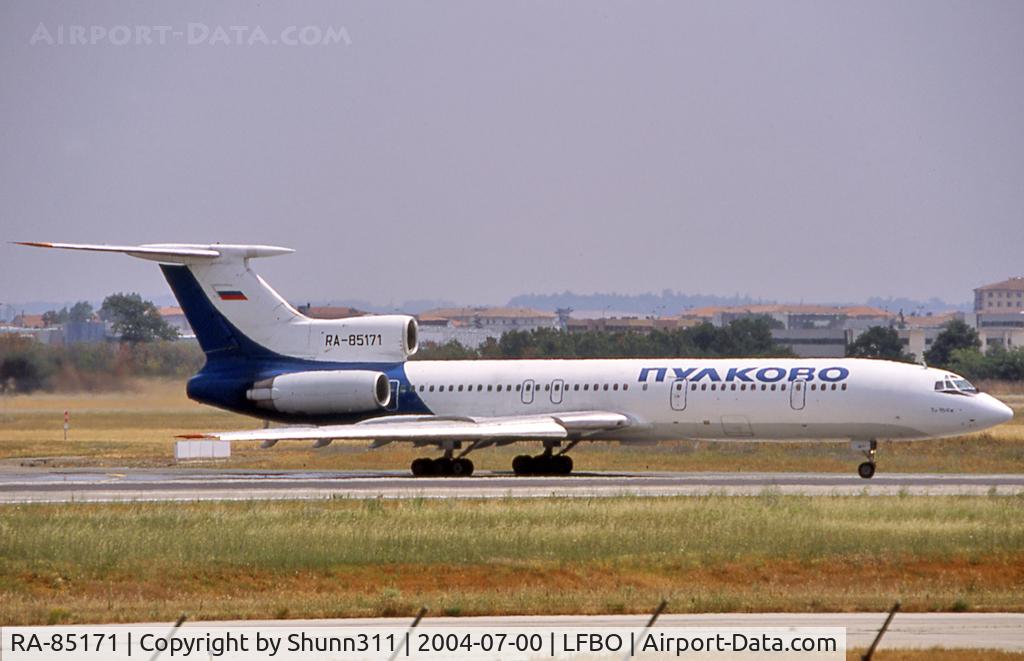 RA-85171, 1984 Tupolev Tu-154M C/N 91A893, Ready for take off from rwy 14R