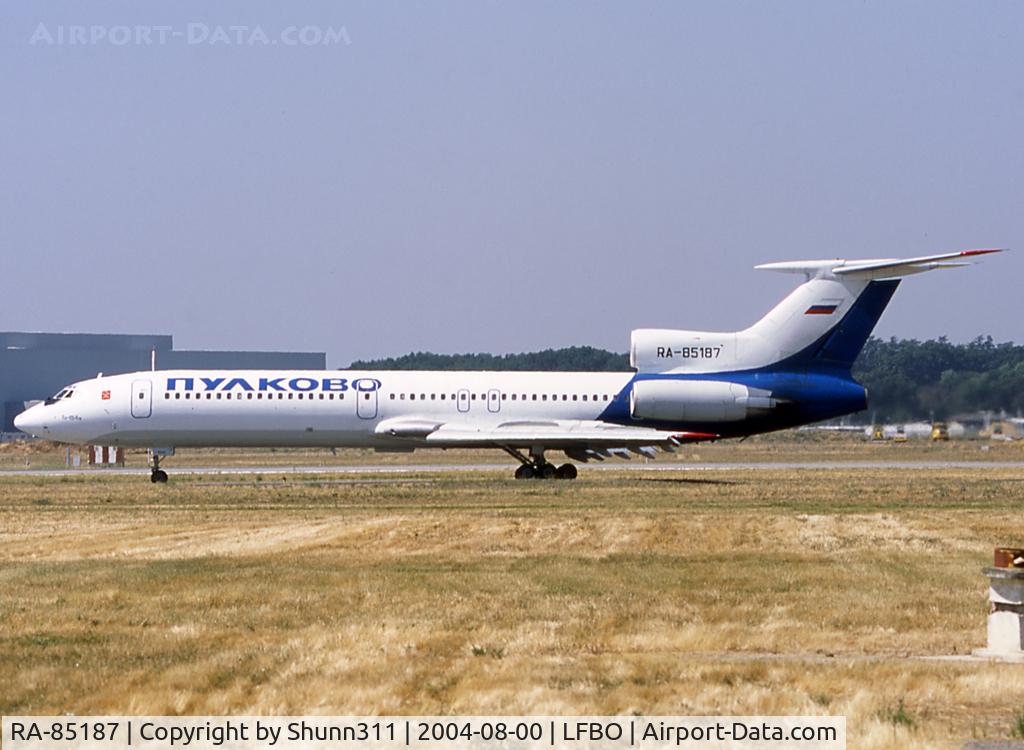 RA-85187, 1992 Tupolev Tu-154M C/N 92A919, Taxiing to the Terminal...