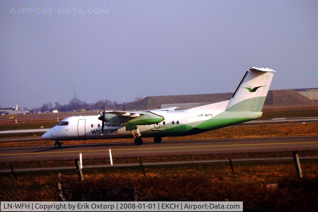 LN-WFH, 1990 De Havilland Canada DHC-8-311 Dash 8 C/N 238, LN-WFH in CPH APR07