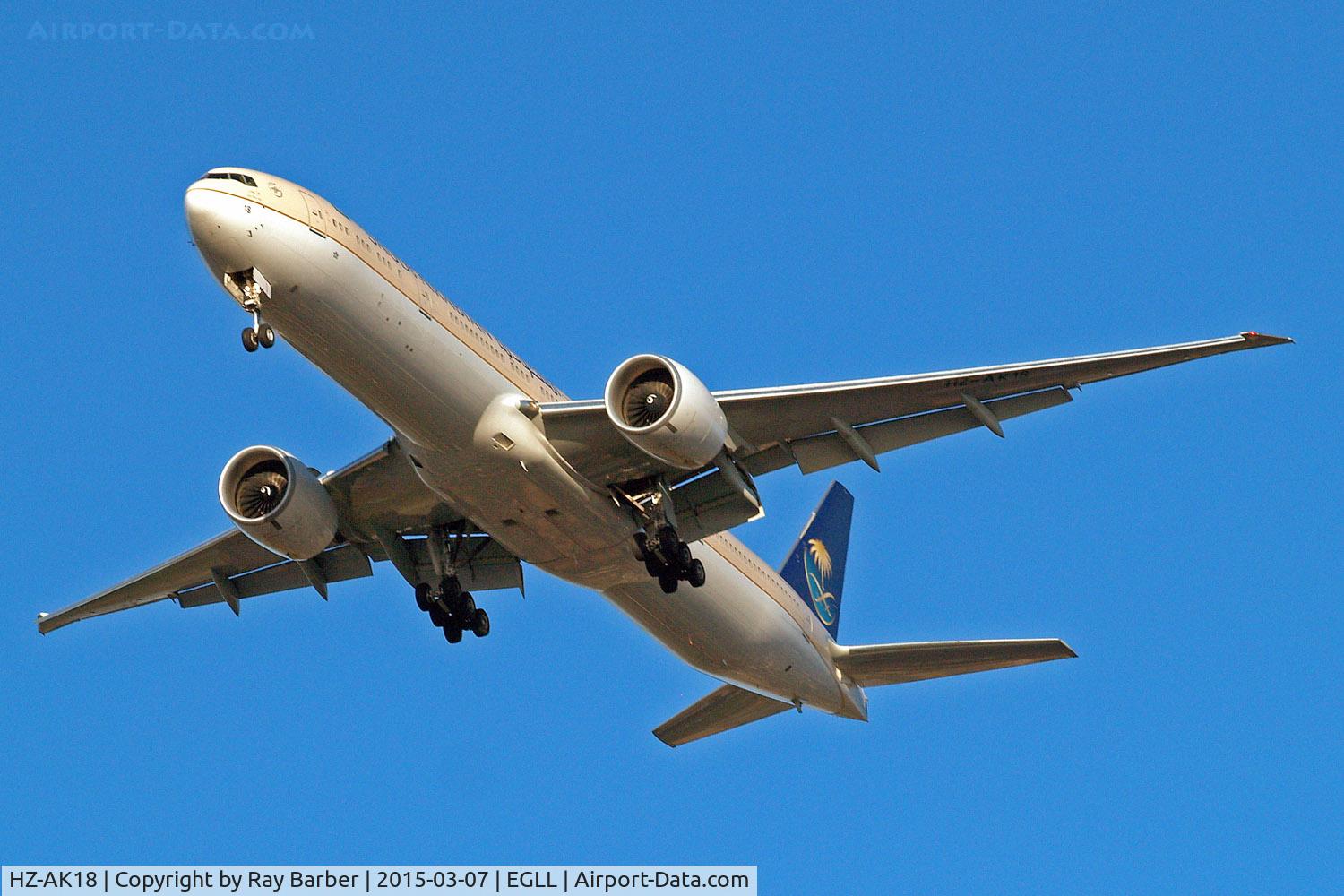 HZ-AK18, 2013 Boeing 777-368/ER C/N 41055, Boeing 777-368ER [41055] (Saudia) Home~G 07/03/2015. On approach 27R.