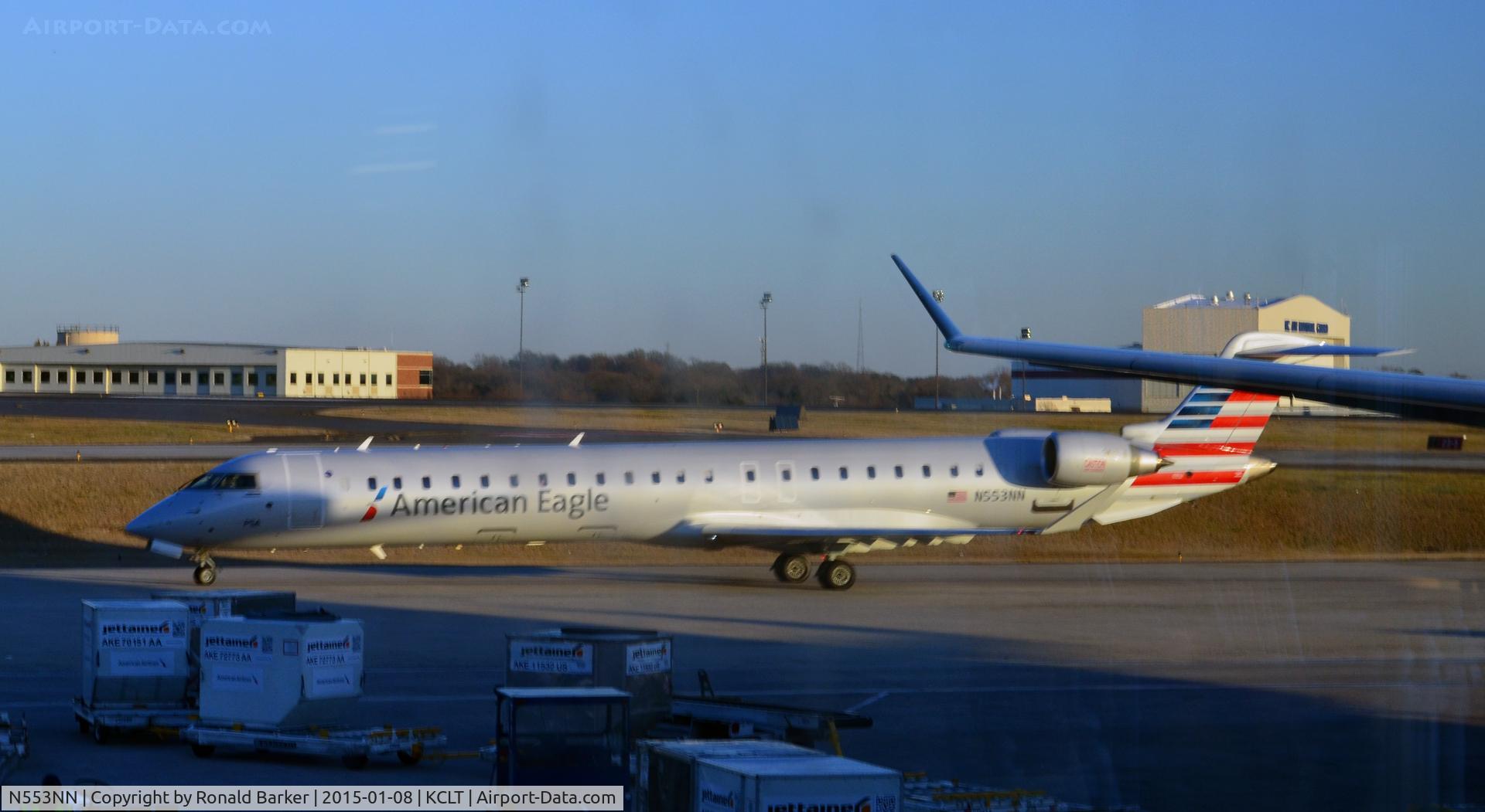 N553NN, 2014 Bombardier CRJ-900 NG (CL-600-2D24) C/N 15333, Taxi CLT