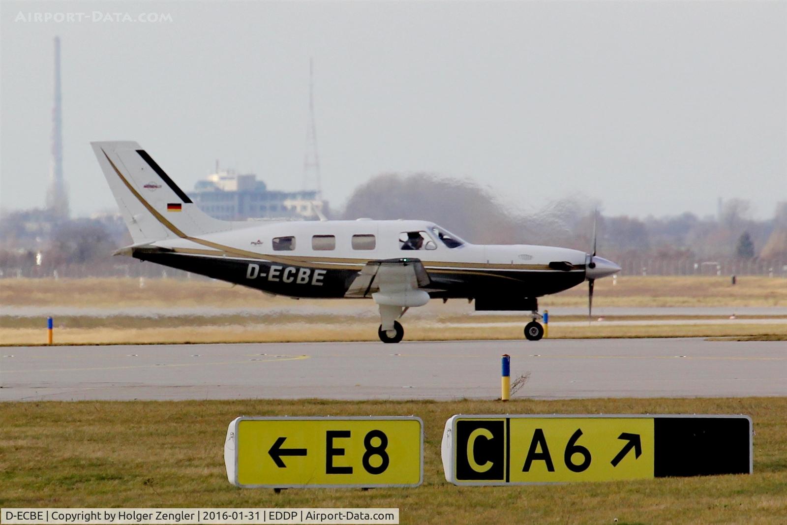 D-ECBE, 2001 Piper PA-46-500TP Malibu Meridian C/N 4697063, Small private aircraft on twy A6....