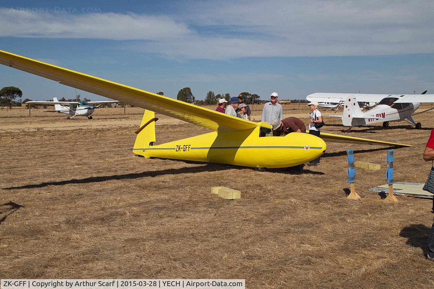 ZK-GFF, Schleicher Ka-6CR Rhonsegler C/N 6560, ZK-GFF at the AAAA fly in Echuca 2015