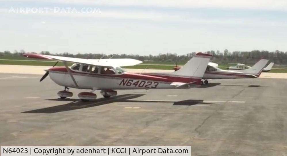 N64023, 1975 Cessna 172M C/N 17264969, N64023 at KCGI