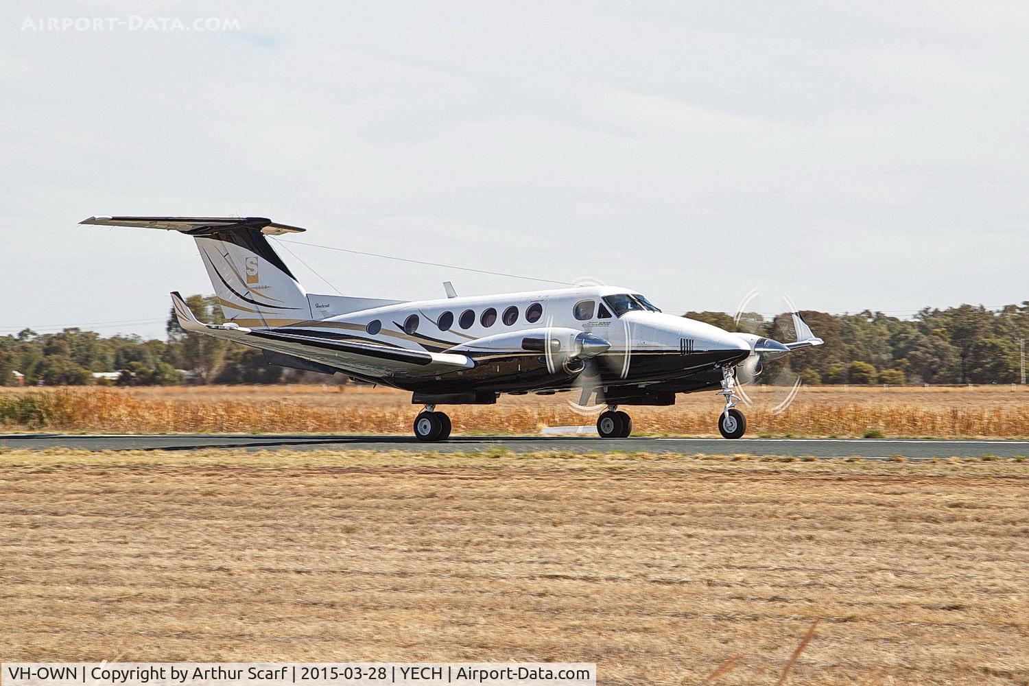 VH-OWN, 1981 Beech B200 King Air C/N BB-936, VH-OWN at the AAAA fly in Echuca 2015