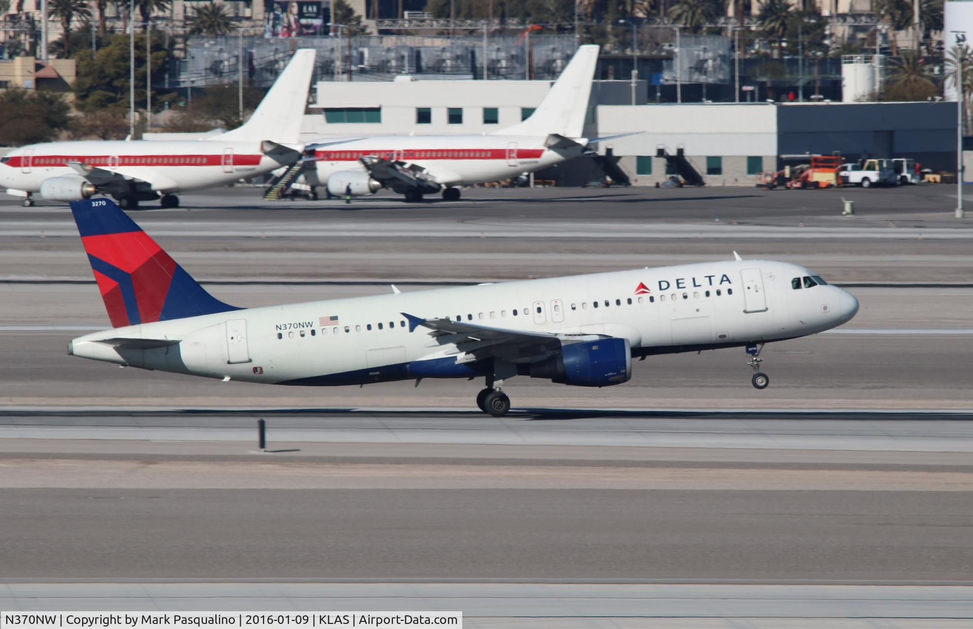 N370NW, 1999 Airbus A320-212 C/N 1037, Airbus A320
