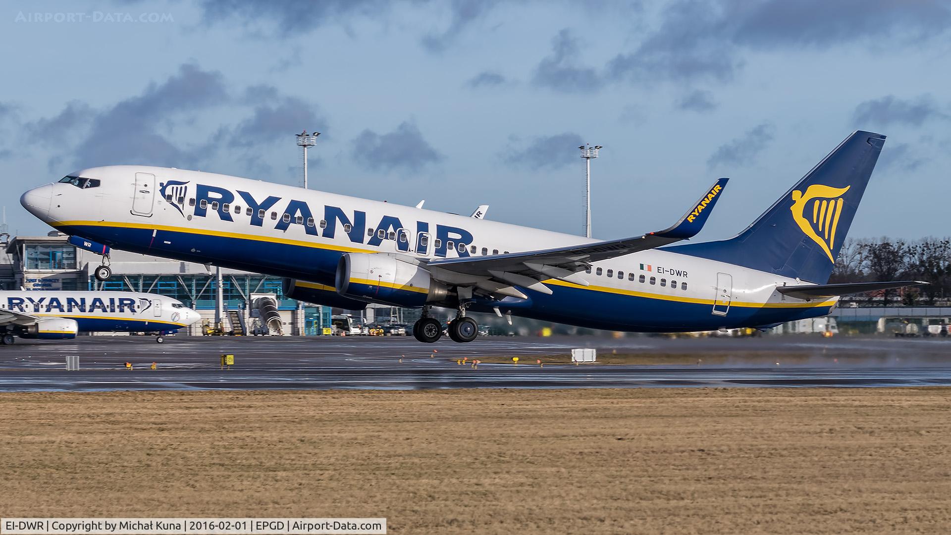 EI-DWR, 2007 Boeing 737-8AS C/N 36081, Lech Walesa Airport - Gdansk, Poland