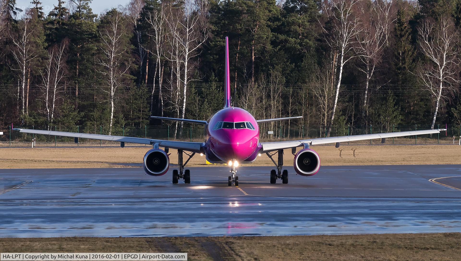 HA-LPT, 2009 Airbus A320-232 C/N 3807, Lech Walesa Airport - Gdansk, Poland