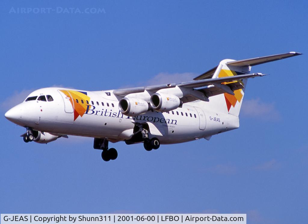 G-JEAS, 1984 British Aerospace BAe.146-200 C/N E2020, Landing rwy 32L