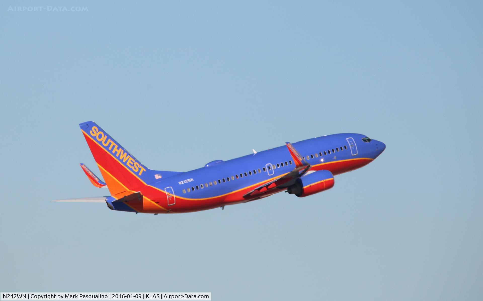 N242WN, 2006 Boeing 737-7H4 C/N 32505, Boeing 737-700