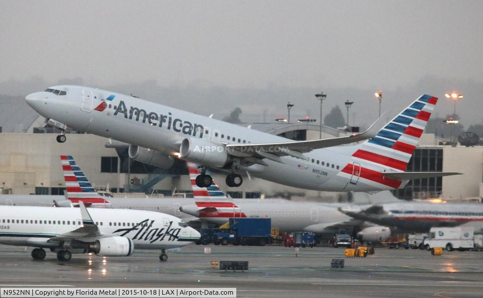 N952NN, 2014 Boeing 737-823 C/N 31196, American