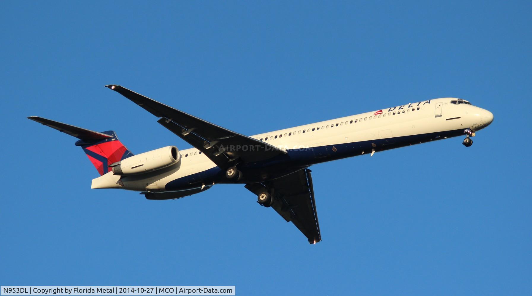 N953DL, 1990 McDonnell Douglas MD-88 C/N 49884, Delta