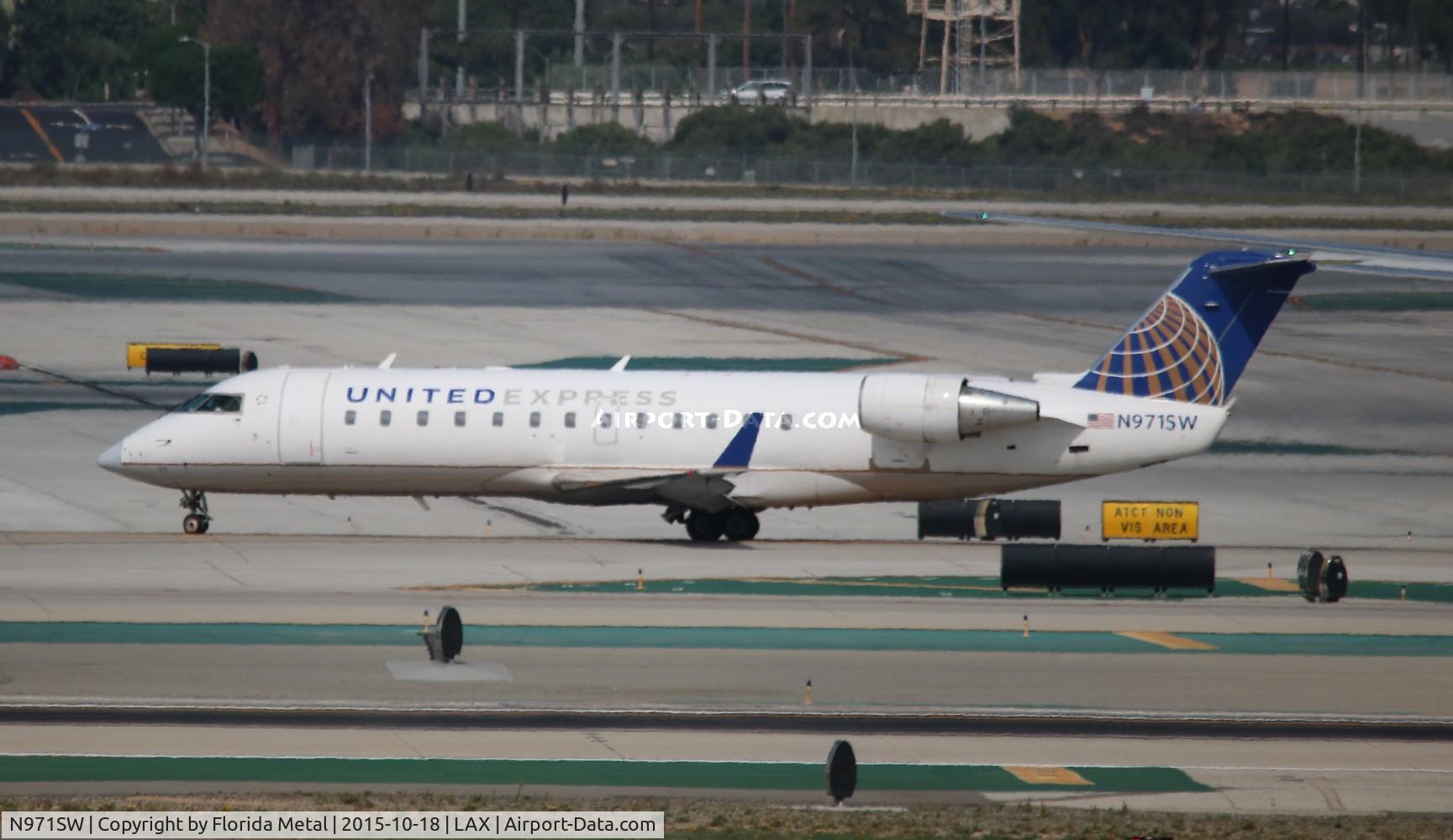 N971SW, 2004 Canadair CL-600-2B19 Regional Jet CRJ-200LR C/N 7947, Southwest