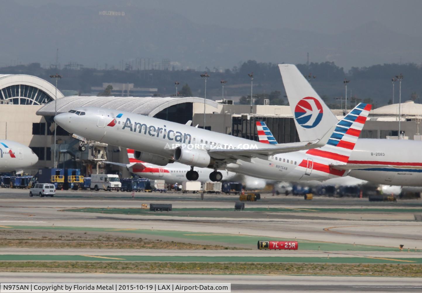 N975AN, 2001 Boeing 737-823 C/N 29549, American