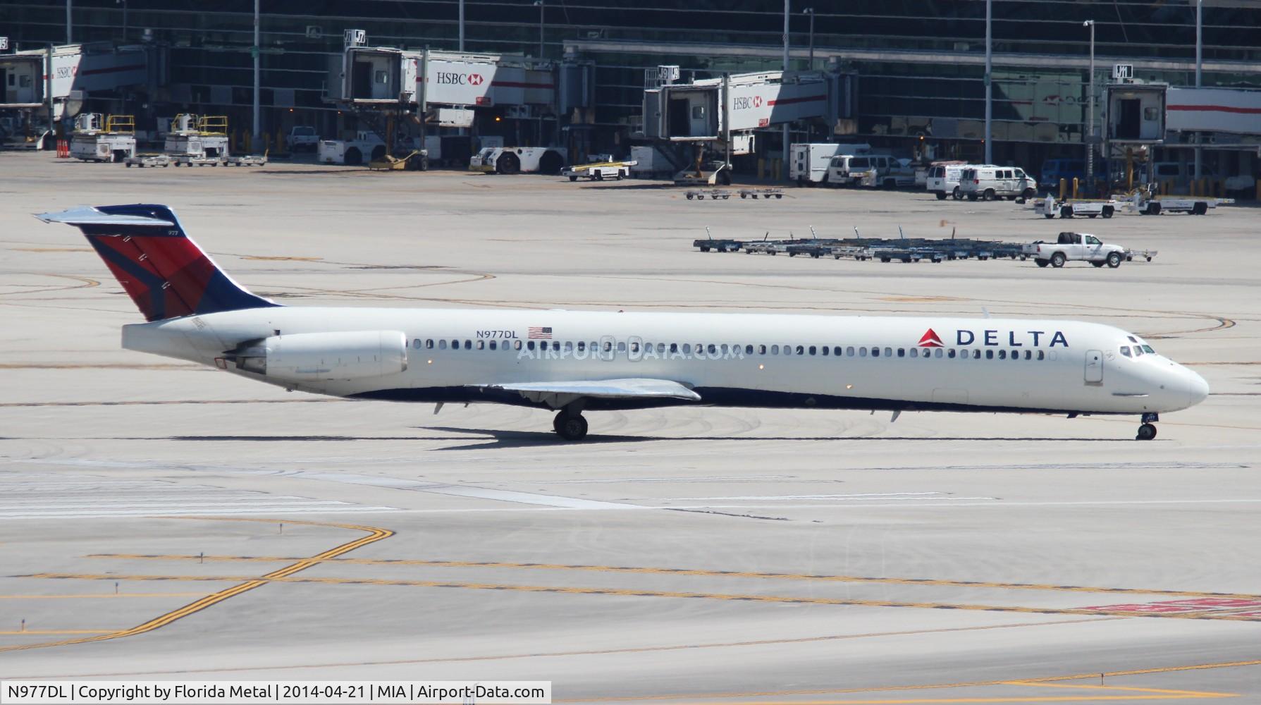 N977DL, 1991 McDonnell Douglas MD-88 C/N 53258, Delta