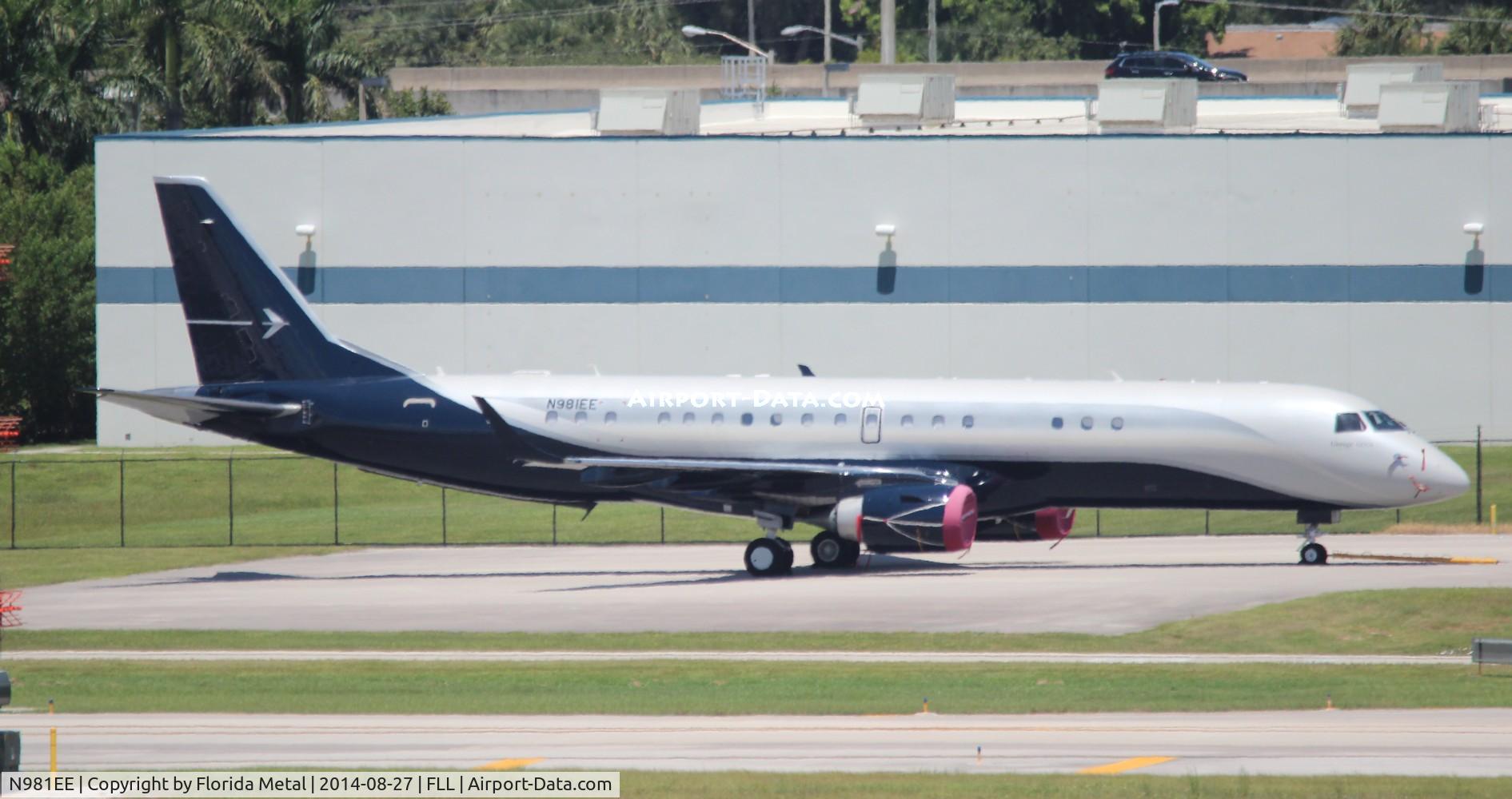 N981EE, 2013 Embraer ERJ-190-100ECJ Lineage 1000 C/N 19000559, Lineage 1000