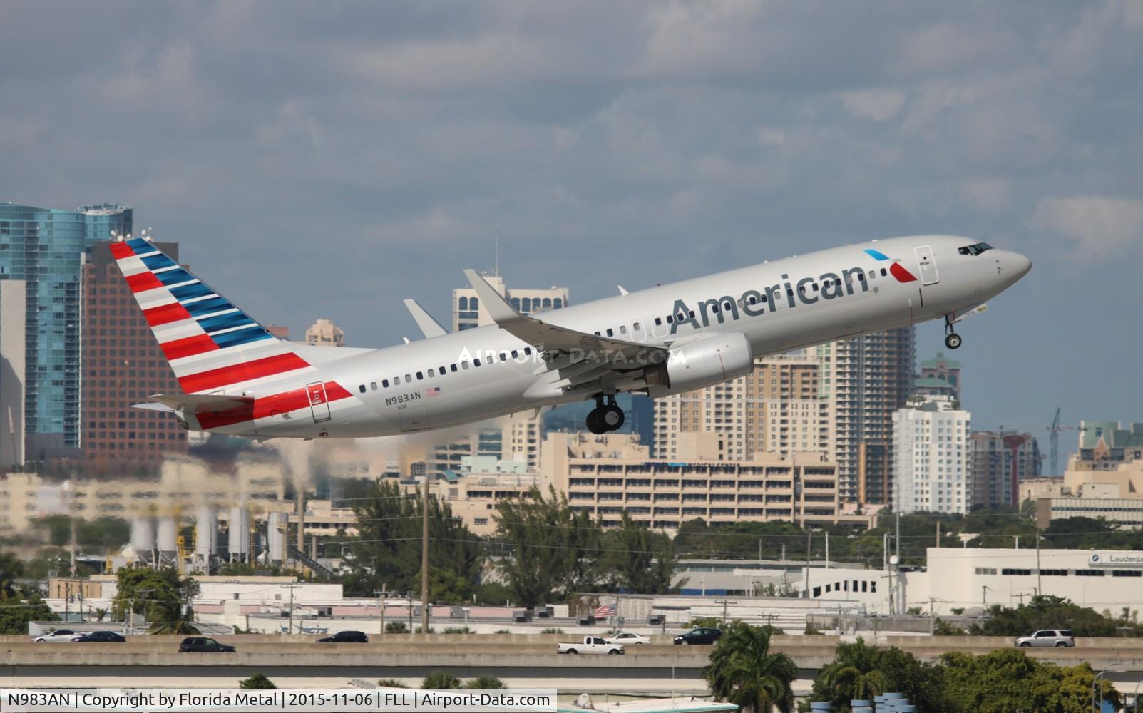N983AN, Boeing 737-823 C/N 29570, American