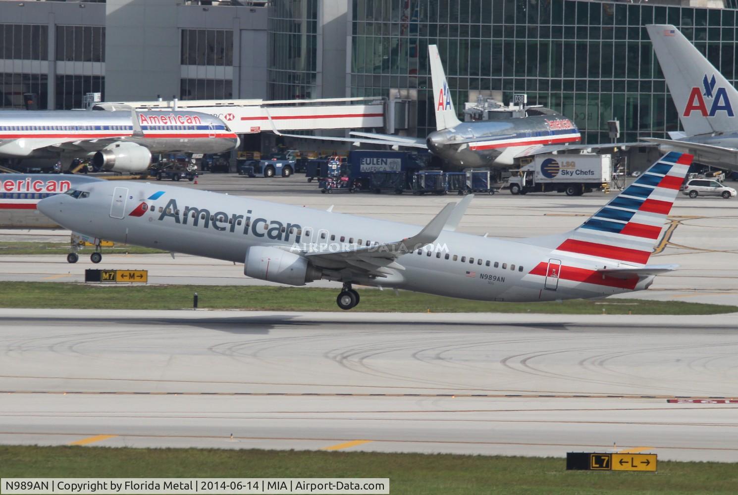 N989AN, 2009 Boeing 737-823 C/N 33205, American