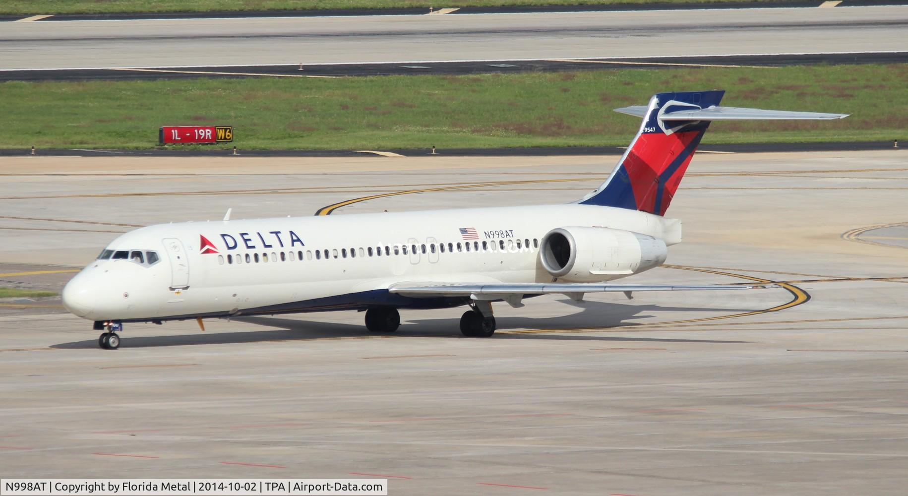 N998AT, 2002 Boeing 717-200 C/N 55142, Delta