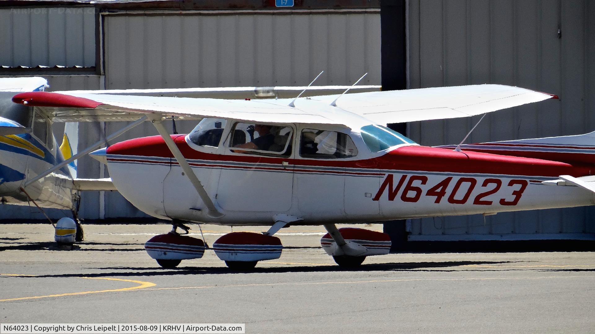 N64023, 1975 Cessna 172M C/N 17264969, Locally-based 1975 Cessna 172M taxing in on a very hot summer day at Reid Hillview Airport, San Jose, CA.