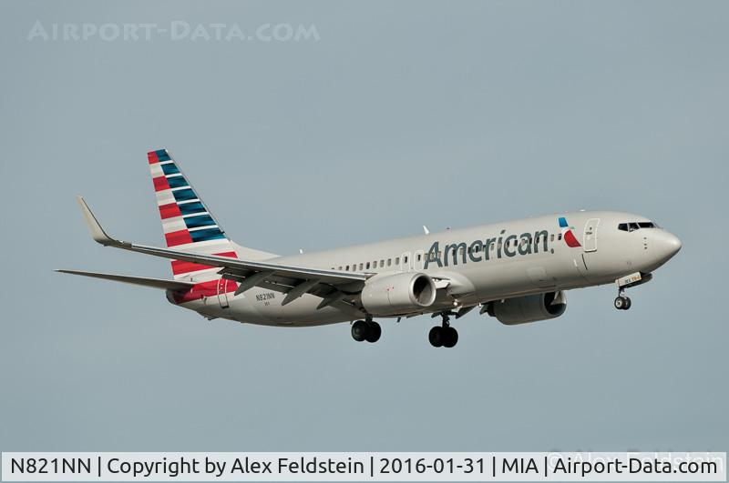 N821NN, 2009 Boeing 737-823 C/N 30912, Miami