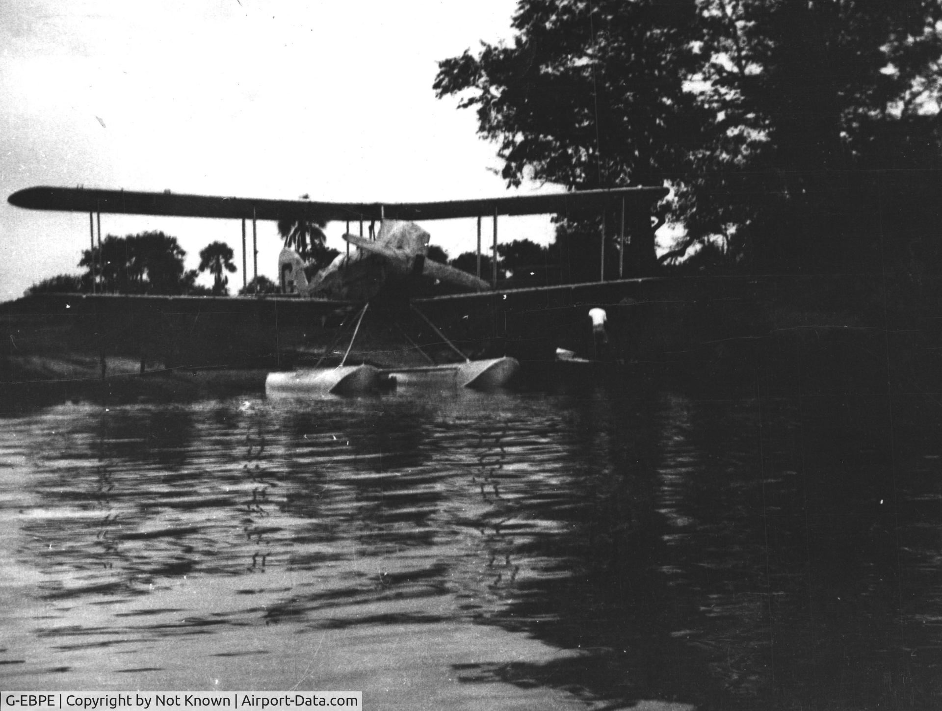 G-EBPE, De Havilland DH9 SEAPLANE C/N 284, DH9 on Zambezi River, The Rhodesias