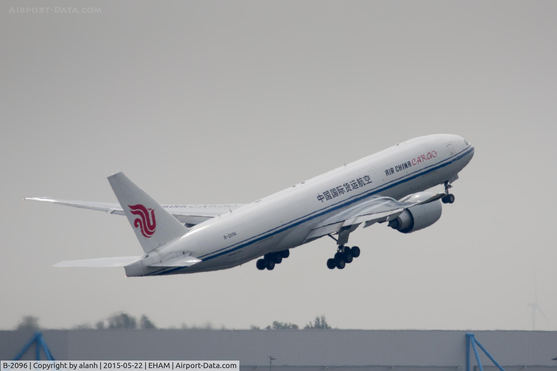 B-2096, 2014 Boeing 777-FFT C/N 44679, Departing Schiphol