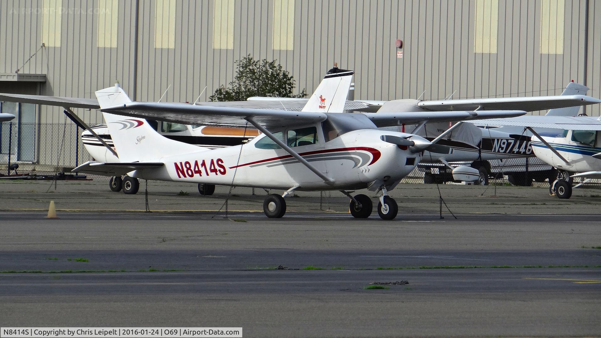 N8414S, 1965 Cessna 182H Skylane C/N 18256514, California-based 1965 Cessna 182H visiting at Petaluma Municipal Airport, Petaluma, CA.