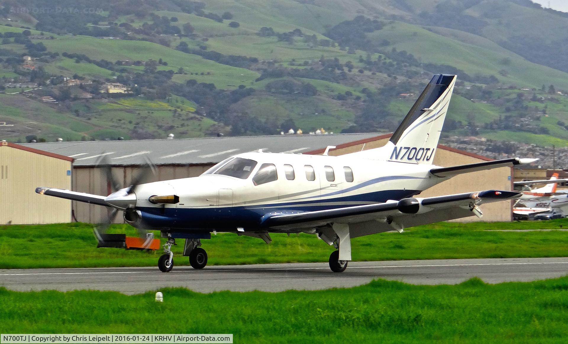 N700TJ, Socata TBM-700 C/N 27, Padal Inc (Sparks, NV) Socat TBM-700 landing on runway 31R at Reid Hillview Airport, San Jose, CA.