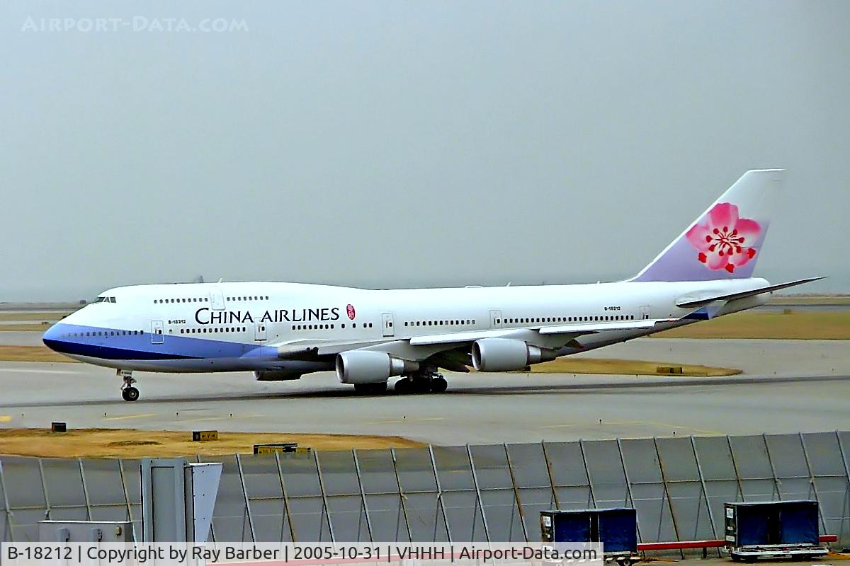 B-18212, 2005 Boeing 747-409 C/N 33736, Boeing 747-409 [33736] (China Airlines) Hong Kong International~B 31/10/2005