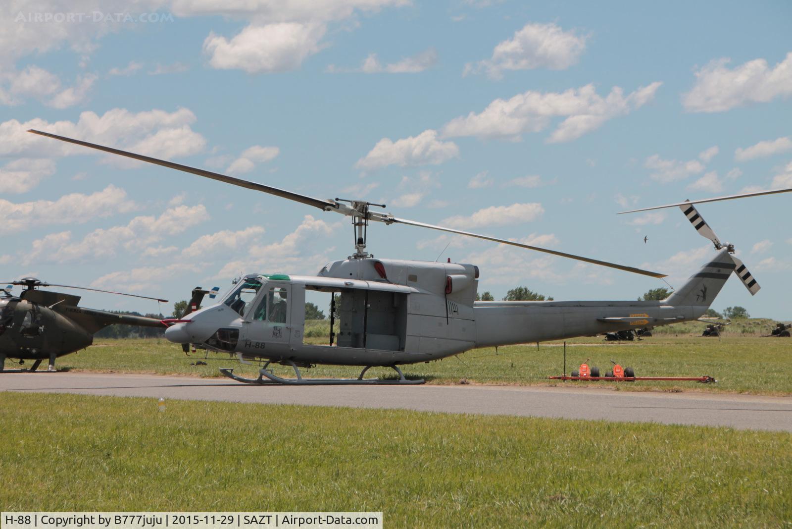 H-88, Bell 212 C/N 32138, at Tandil