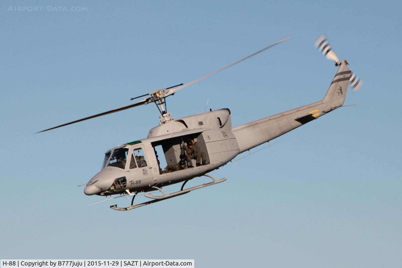 H-88, Bell 212 C/N 32138, at Tandil