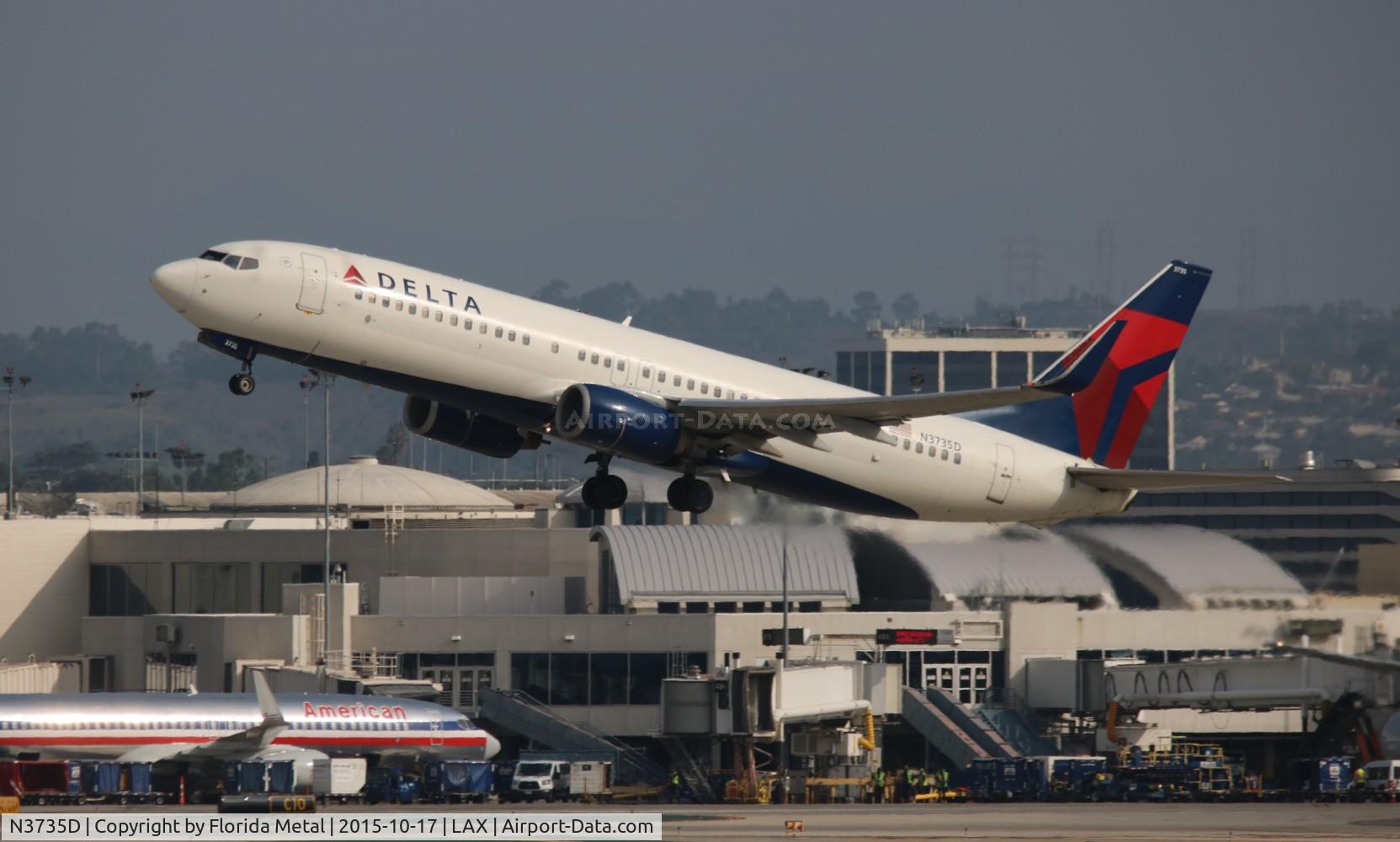 N3735D, 2000 Boeing 737-832 C/N 30381, Delta