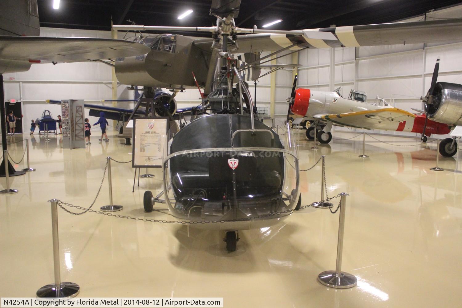 N4254A, 1950 Hiller UH-12A C/N 229, Hiller