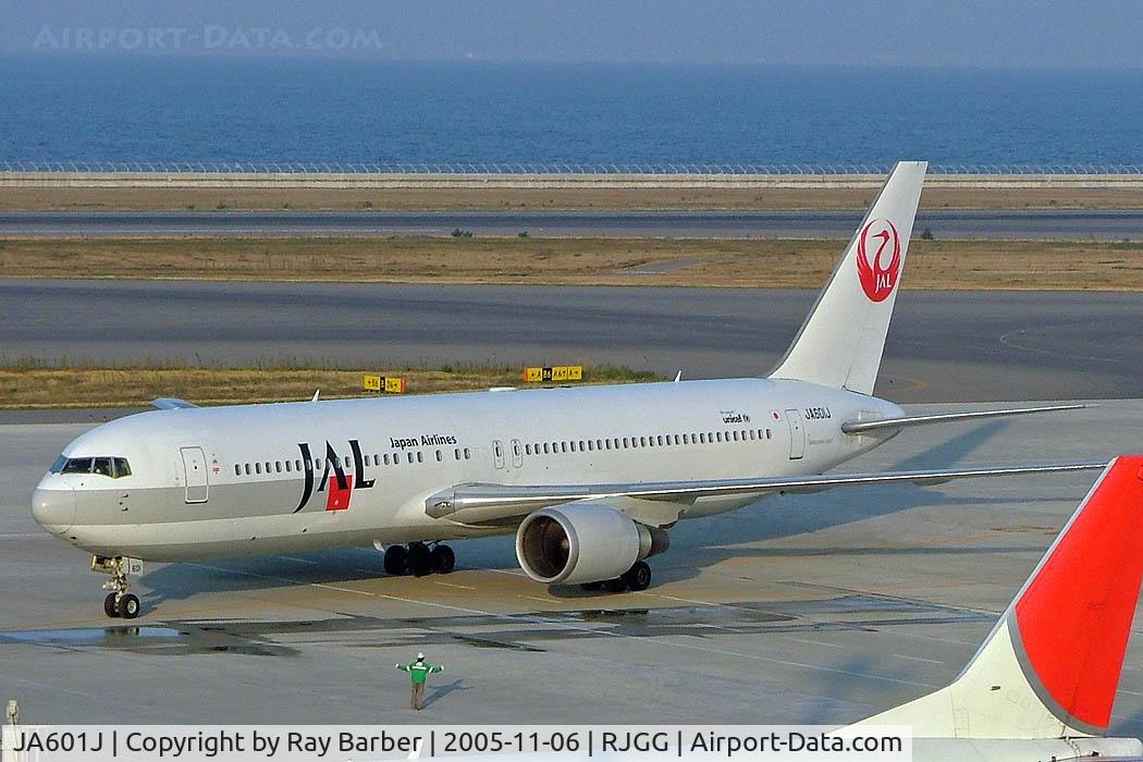 JA601J, 2002 Boeing 767-346/ER C/N 32886, Boeing 767-346ER [32886] (Japan Airlines) Nagoya-Chubu~JA 06/11/2005