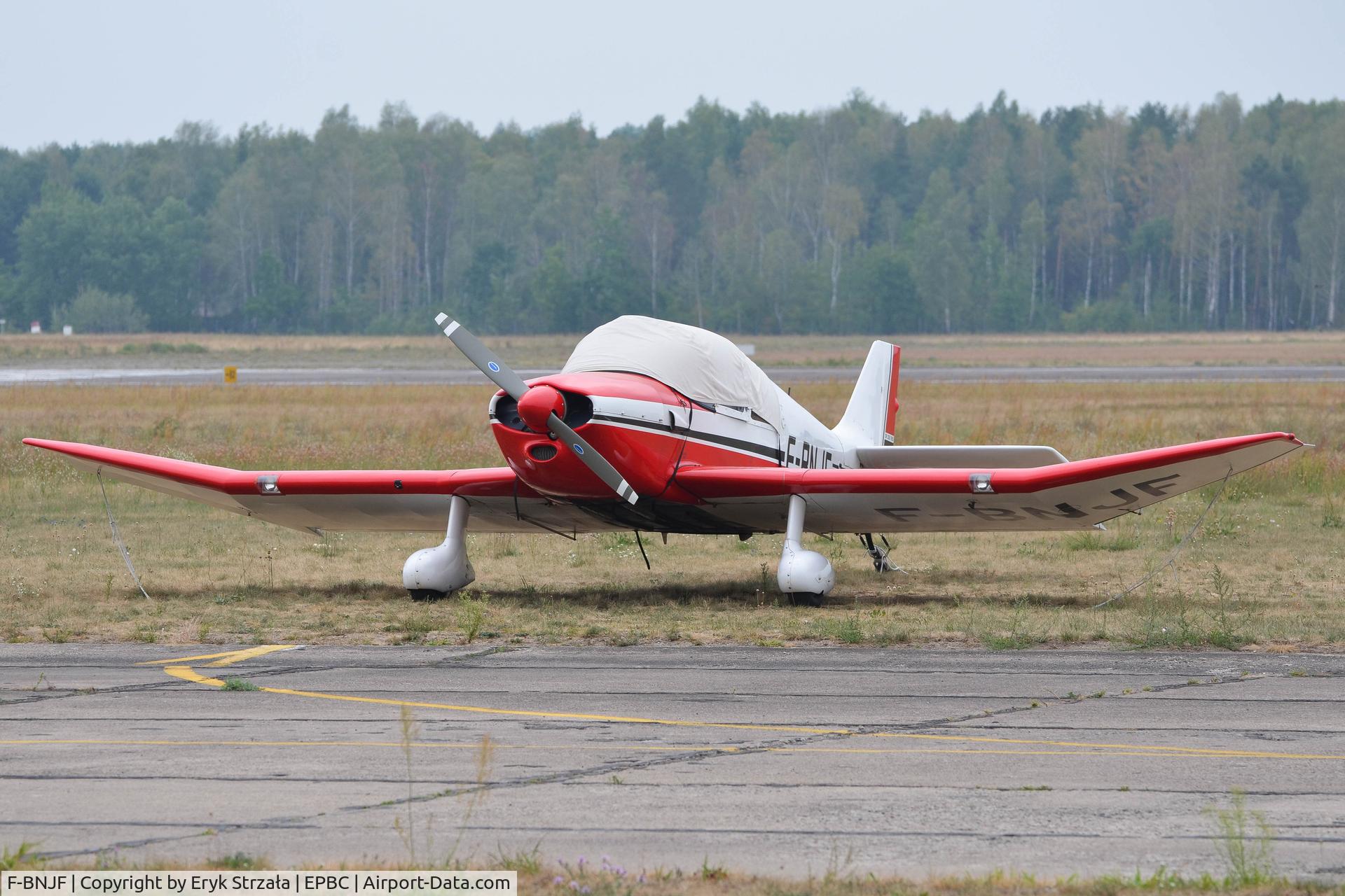 F-BNJF, CEA Jodel DR-250-160 Capitaine C/N 39, Standing at the EPBC ramp.