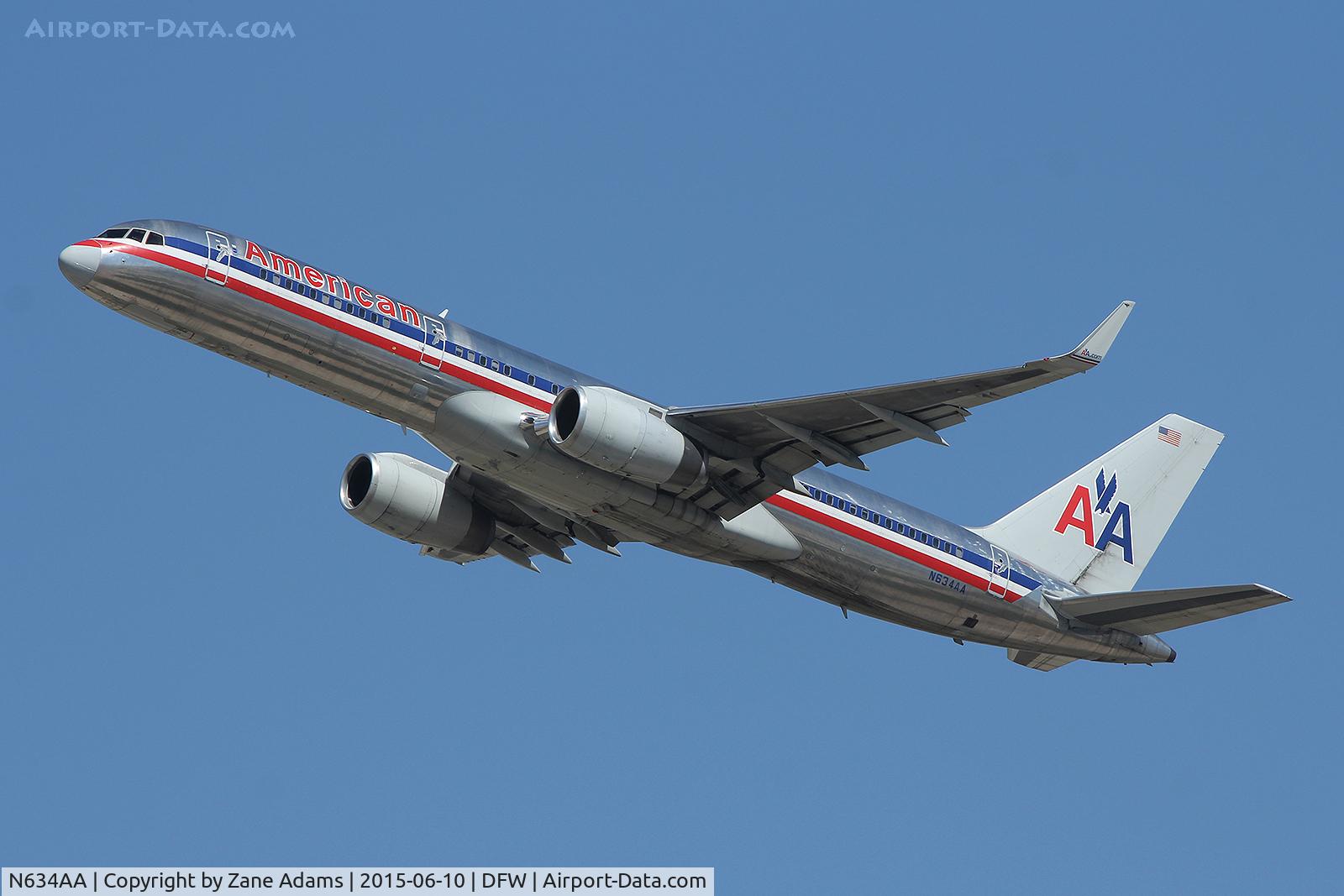 N634AA, 1990 Boeing 757-223 C/N 24592, At DFW Airport
