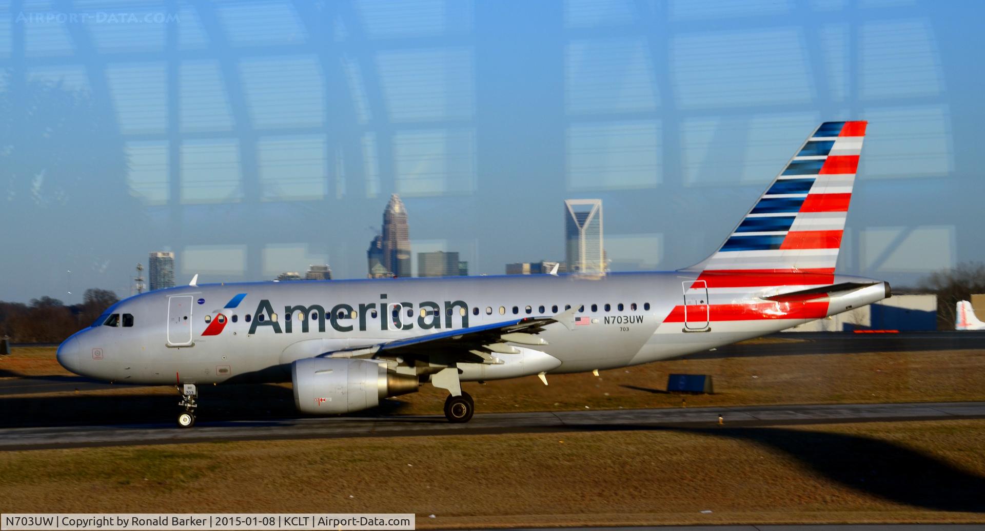 N703UW, 1998 Airbus A319-112 C/N 0904, taxi CLT