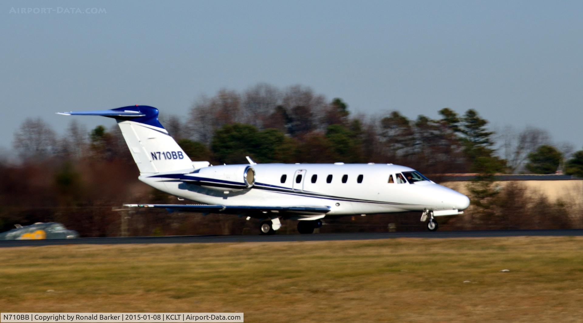 N710BB, 1992 Cessna 650 Citation VII C/N 650-7016, Takeoff CLT