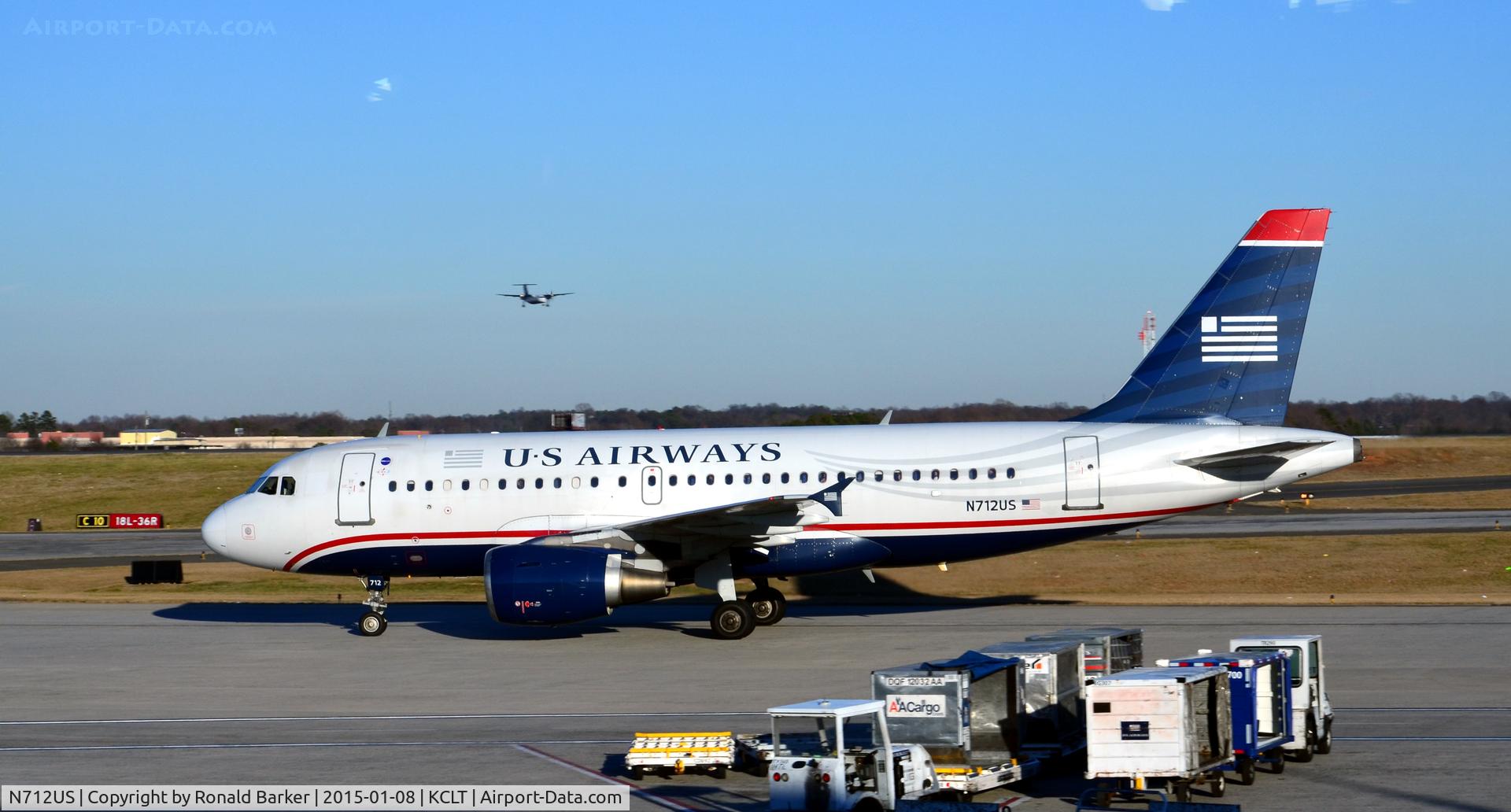 N712US, 1999 Airbus A319-112 C/N 1038, Taxi CLT