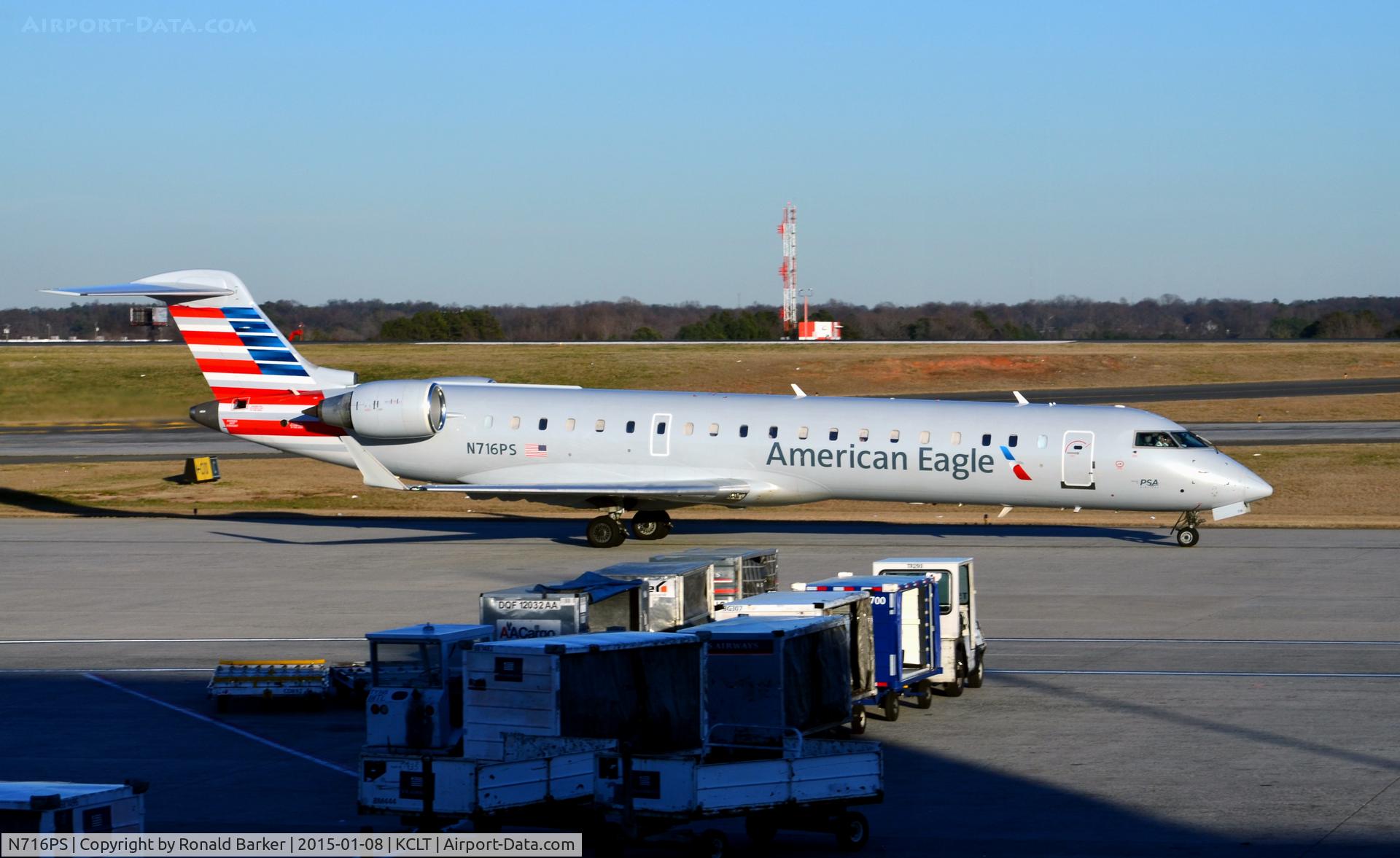 N716PS, 2004 Bombardier CRJ-701 (CL-600-2C10) Regional Jet C/N 10171, Taxi CLT