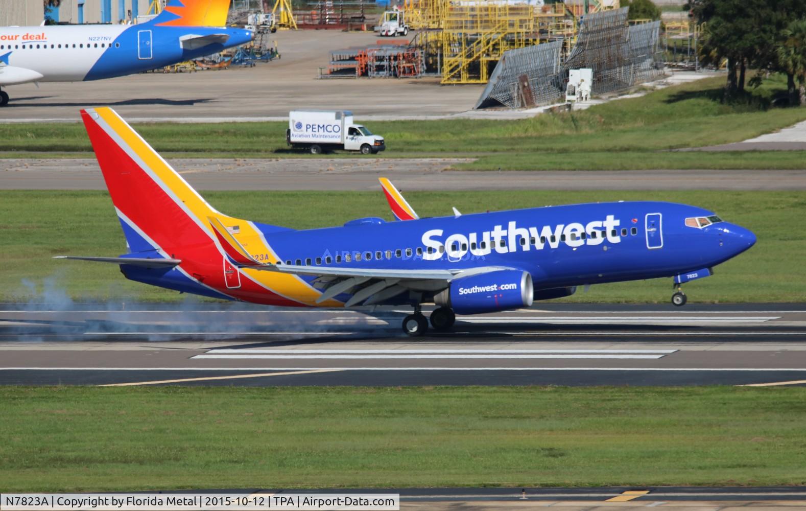 N7823A, 2003 Boeing 737-7CT C/N 32749, Southwest